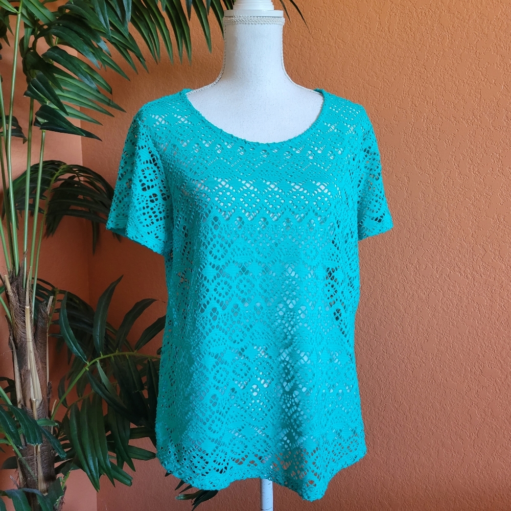 3/$25 Chico's Eyelet Lace Summer Top Size 2 Medium Aqua Overlay